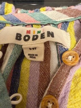 Girls mini boden bohemian European feel blouse size 9/10